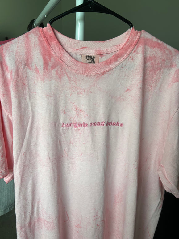 Hot Girls Read Tee