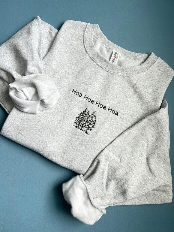 Hoa Hoa Embroidered Crewneck