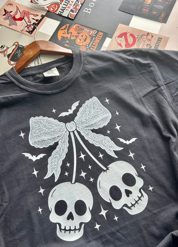 Coquette Lace Skulls Tee